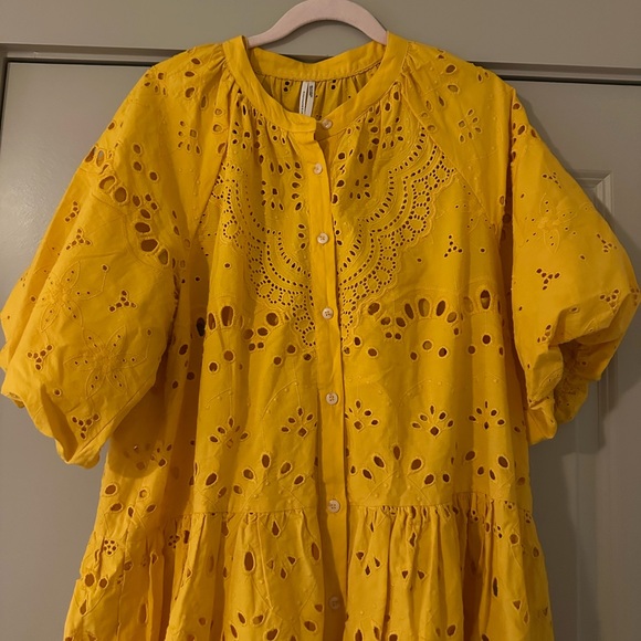 Anthropologie Tallulah Yellow Eyelet Mini Dress - Size L - Picture 3 of 6